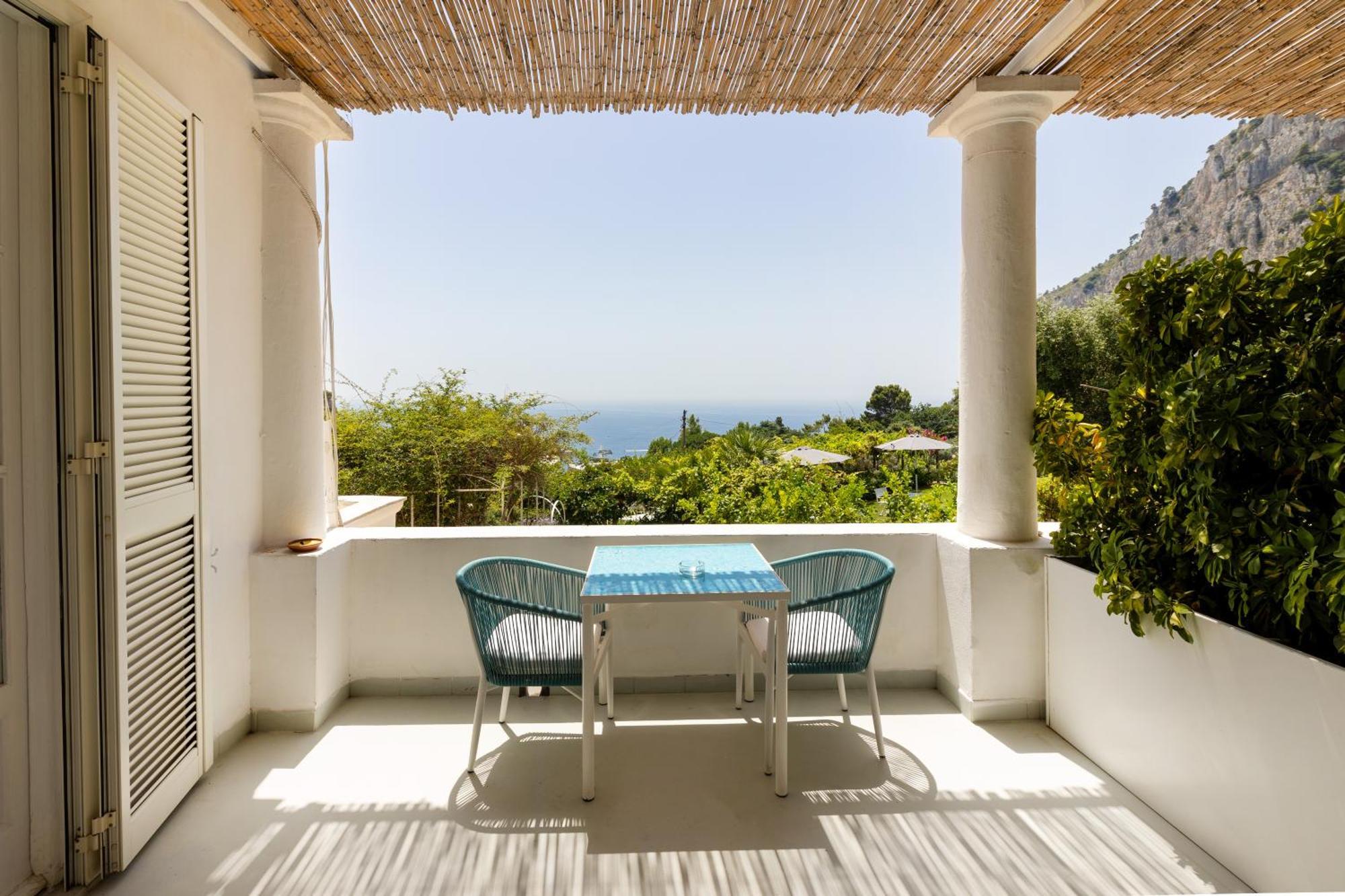 Villa La Pergola Capri Exterior photo