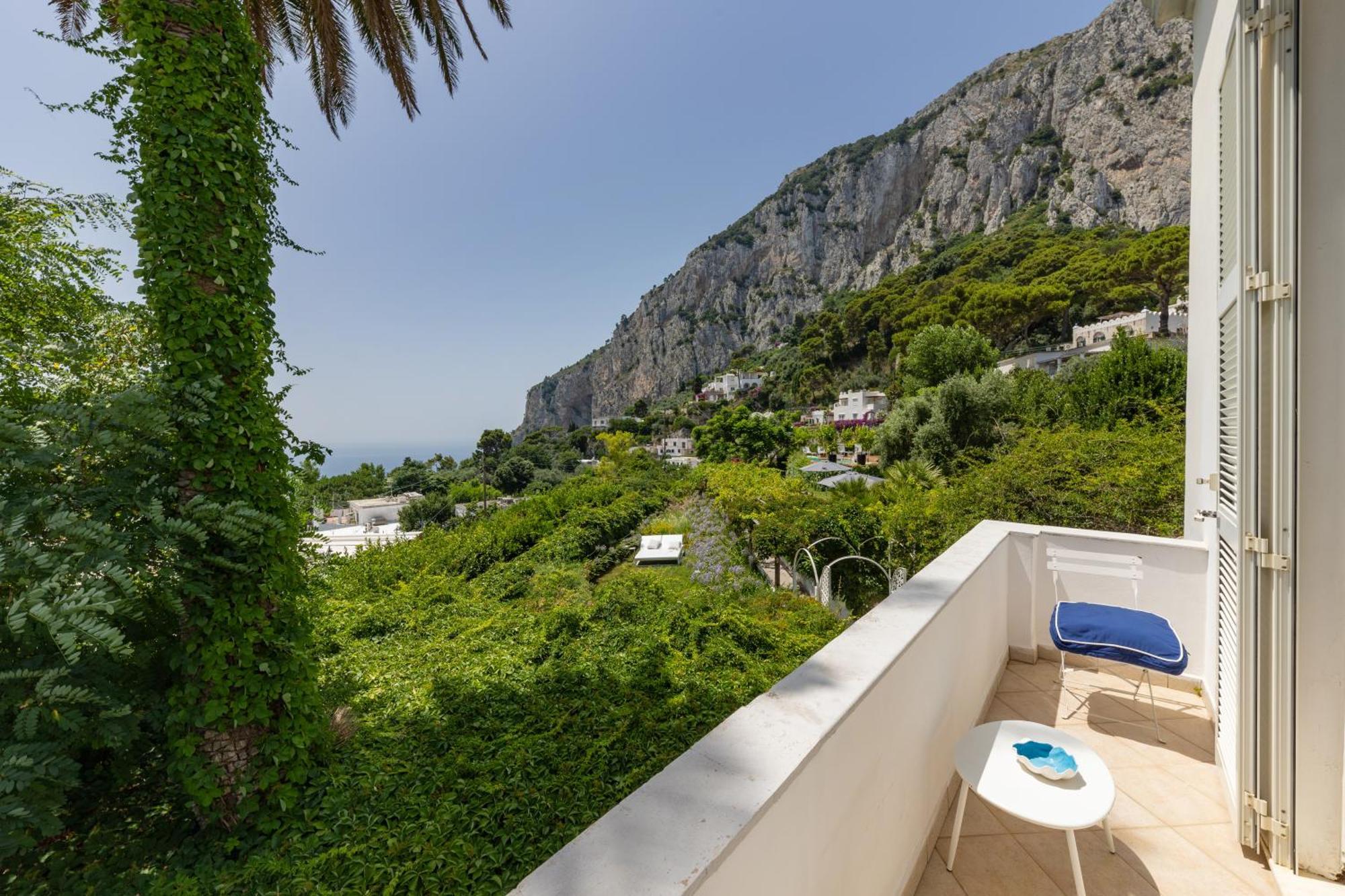 Villa La Pergola Capri Exterior photo