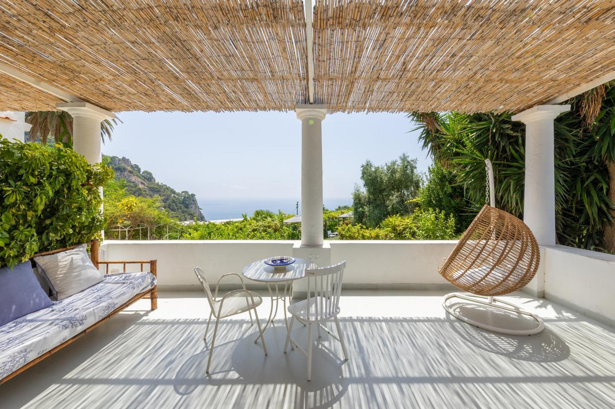 Villa La Pergola Capri Exterior photo